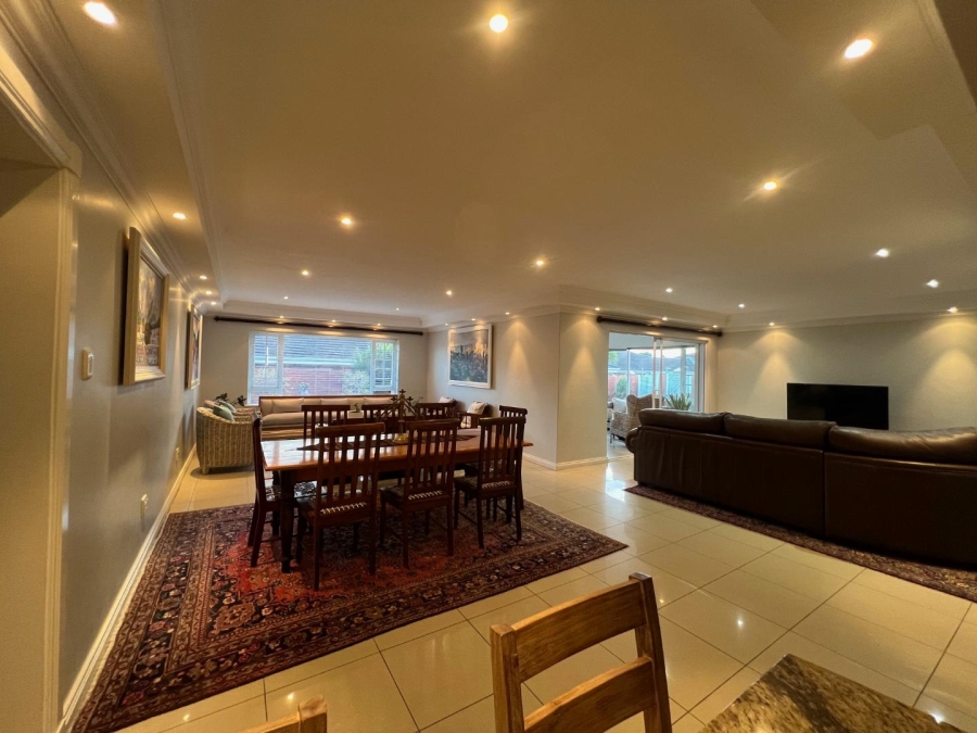 To Let 4 Bedroom Property for Rent in Walmer Eastern Cape